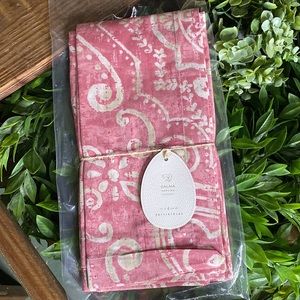Pottery Barn Batik Salma Pretty in Pink Cotton Springtime Napkins - Set of Four